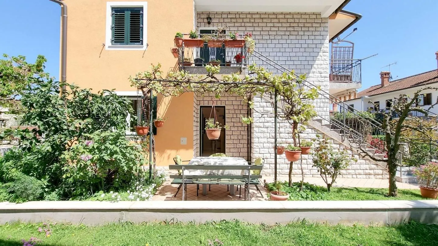 Alma Three Apartment Novigrad  0*, Novigrad (Istria)