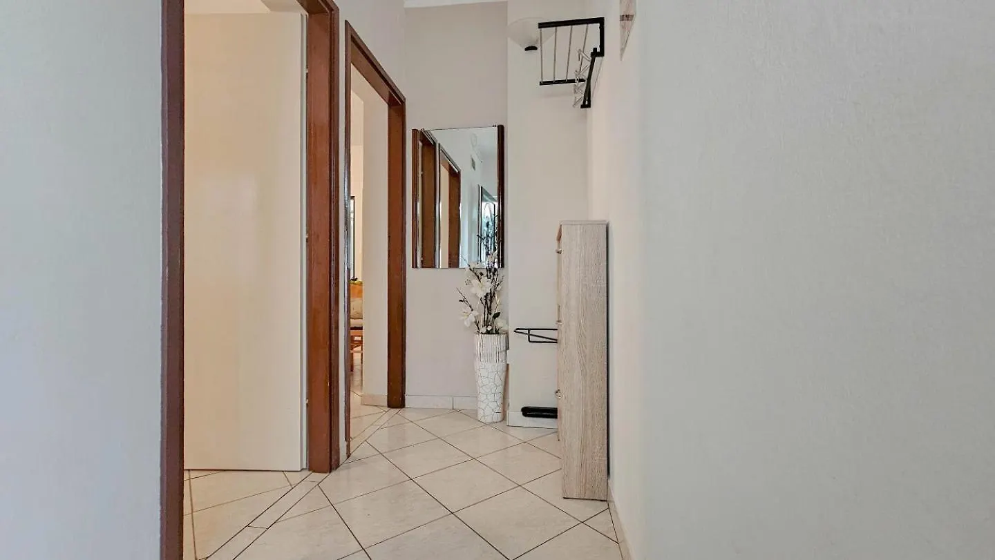 Alma Three Apartment Novigrad