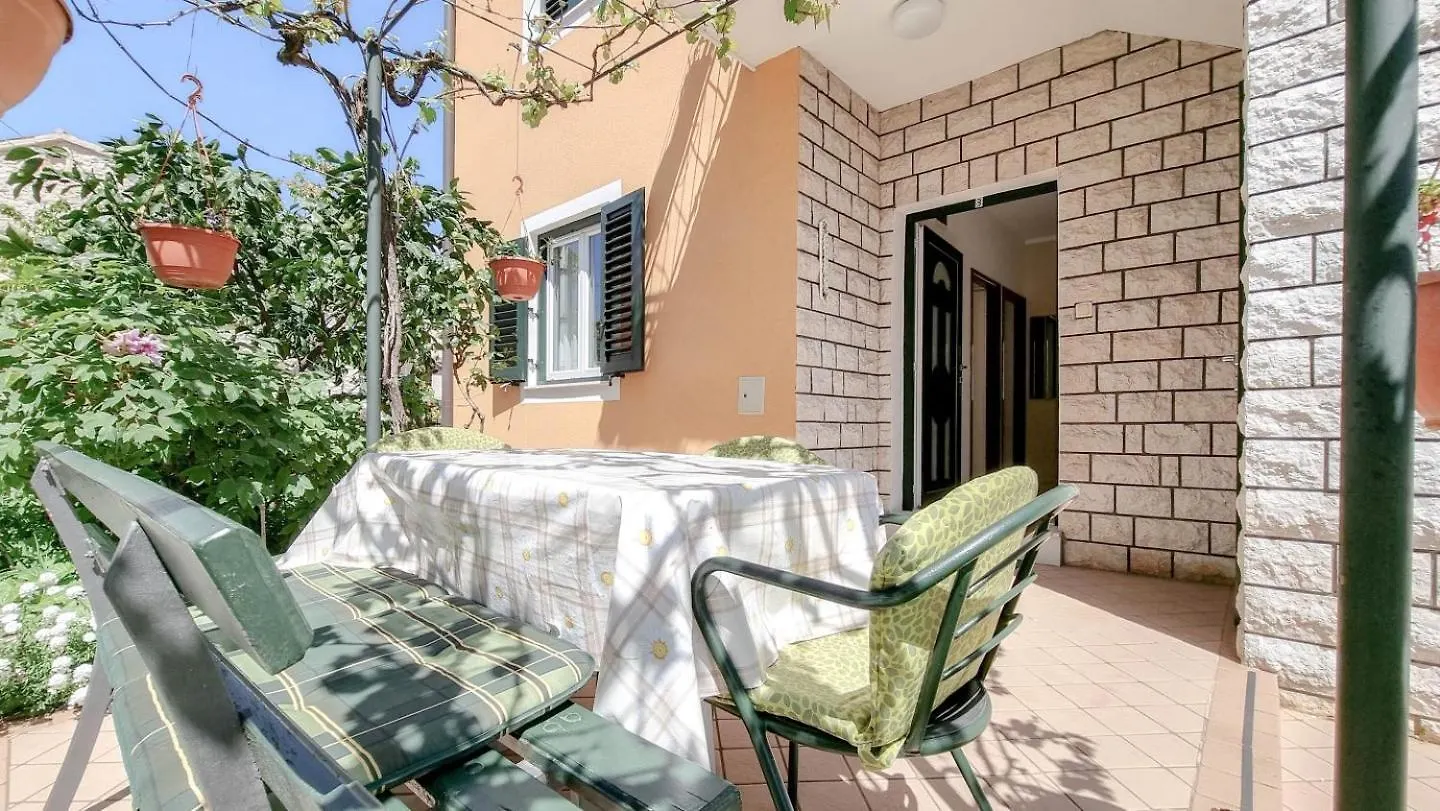 Alma Three Apartment Novigrad